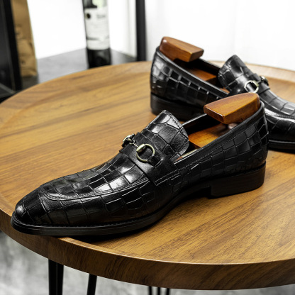 Men's leather shoes new business formal shoes men's Korean style pointed men's shoes cowhide horsebit buckle loafers