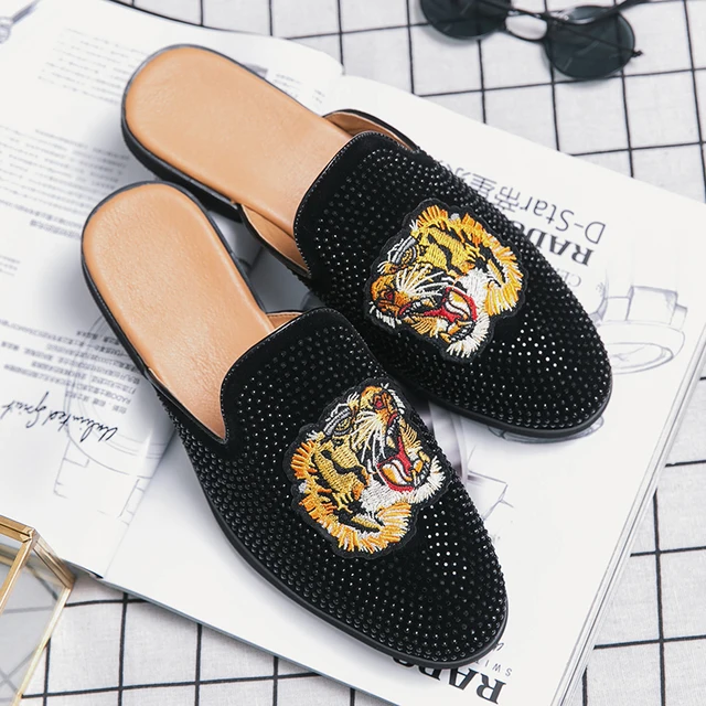 Luxury Tassel Men Slipper Summer Winter Mules Buckle Loafers Mens Leather Retro Flats Heels Party Slippers Slides Slip On Shoes