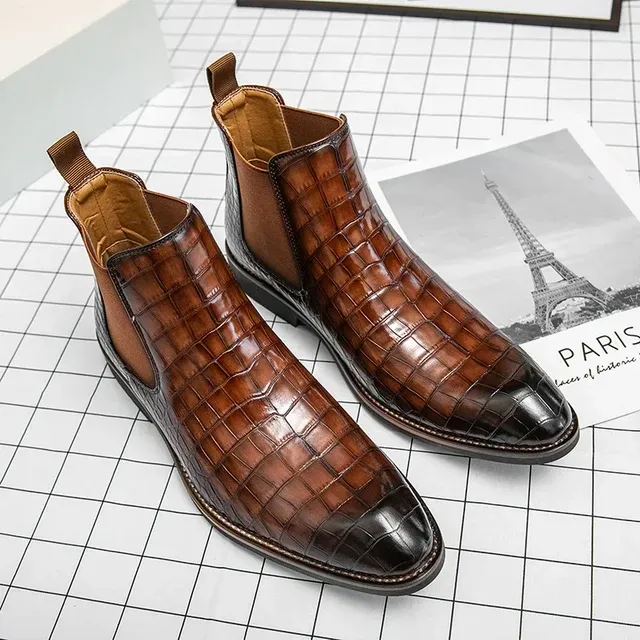 GUYSTEP™-New pointed short tube Chelsea boots