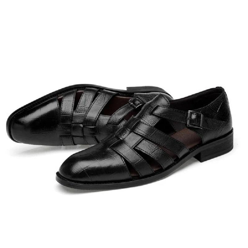 Retro Crocodile Pattern Leather Sandals