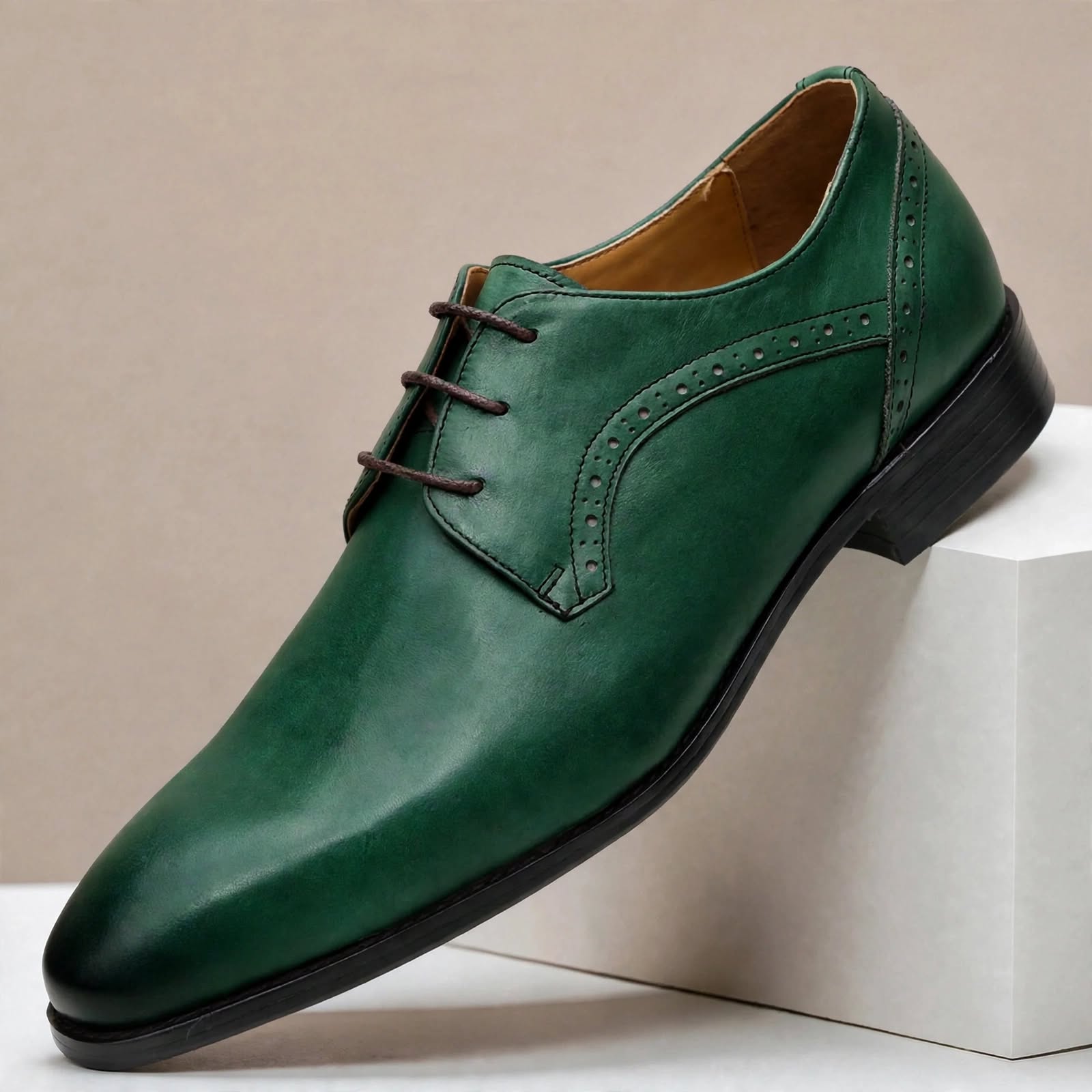 Lario Cowhide Leather Shoes