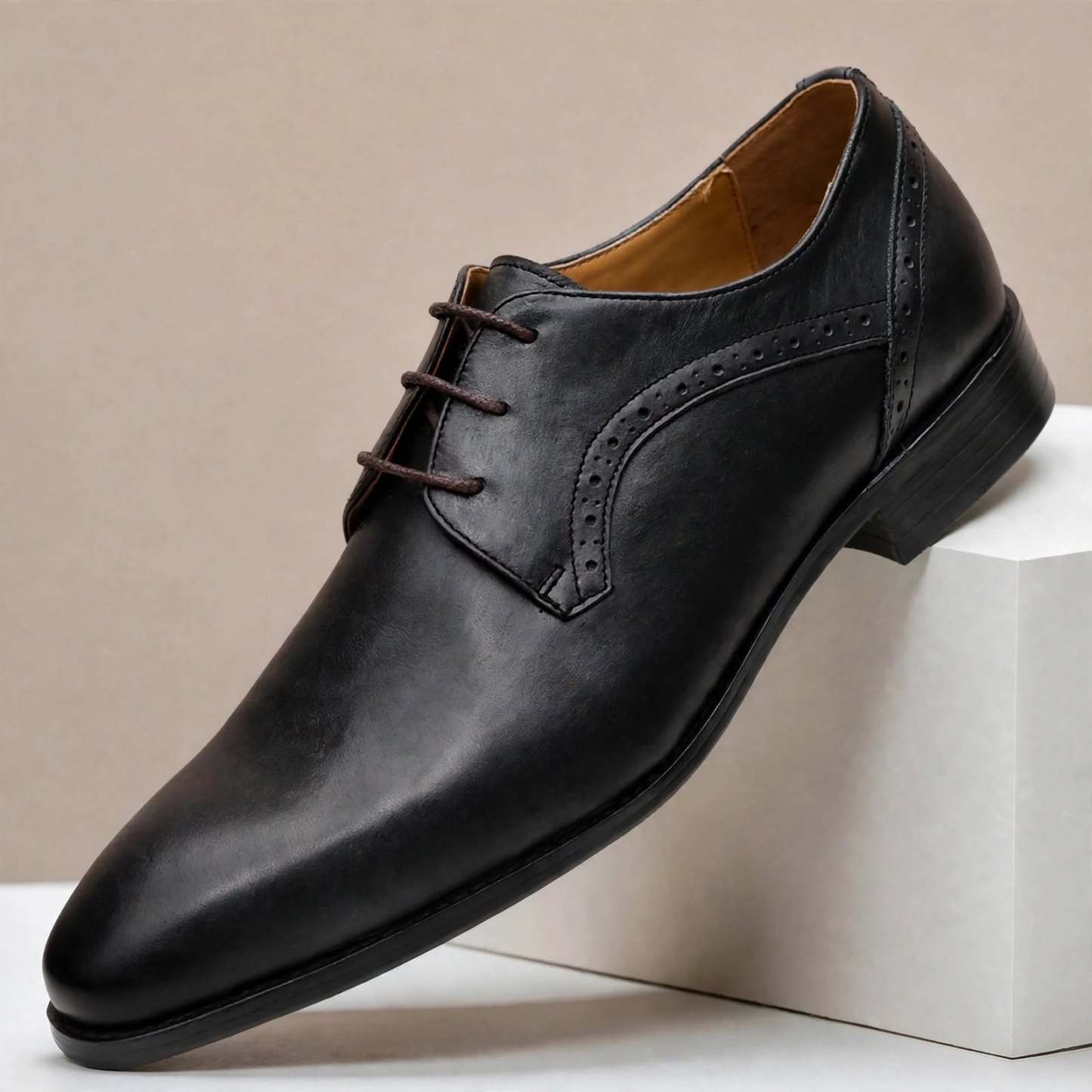 Lario Cowhide Leather Shoes