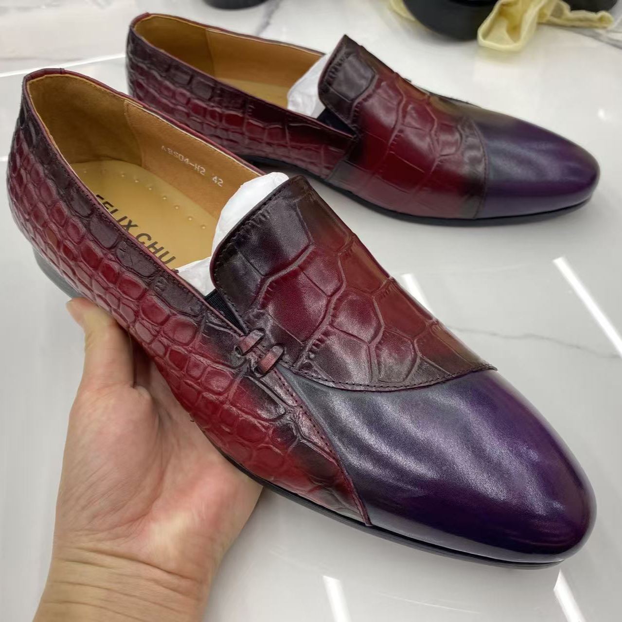 Stylish, trendy, durable, and casual men's leather shoes