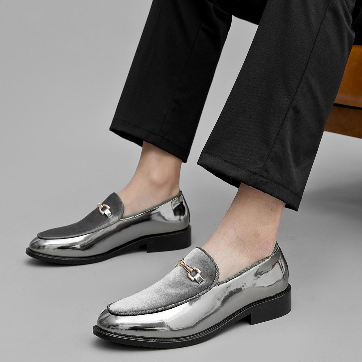 Plus-size men's casual loafers