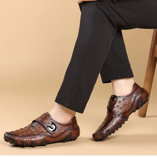 Men's plus-size crocodile-print loafers