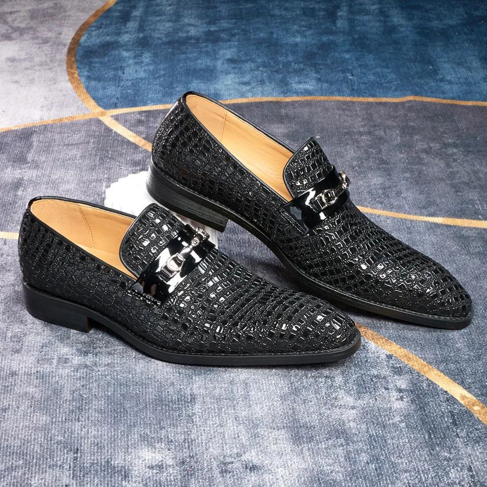 Handcrafted glossy crocodile-patterned genuine leather men's loafers