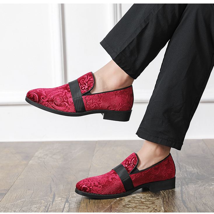 Men's Vintage Embroidered Loafers