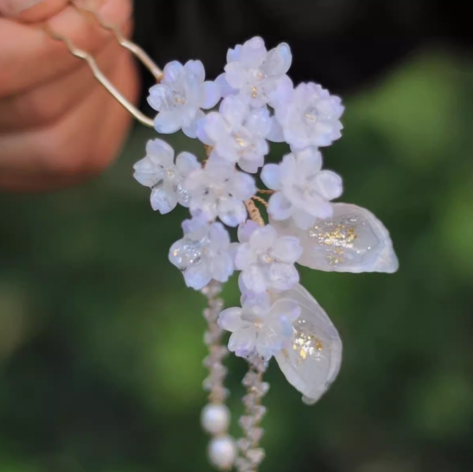 Exquisite Baby's Breath Hairpin - Crafted from Premium Shrink Plastic