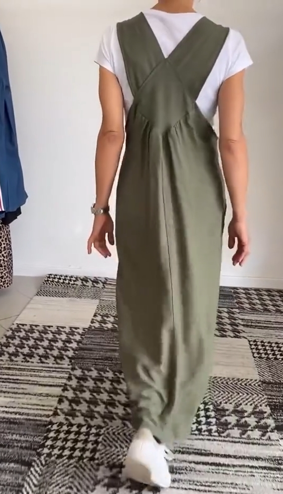 Jednobarevné ležérní šaty na ramínka