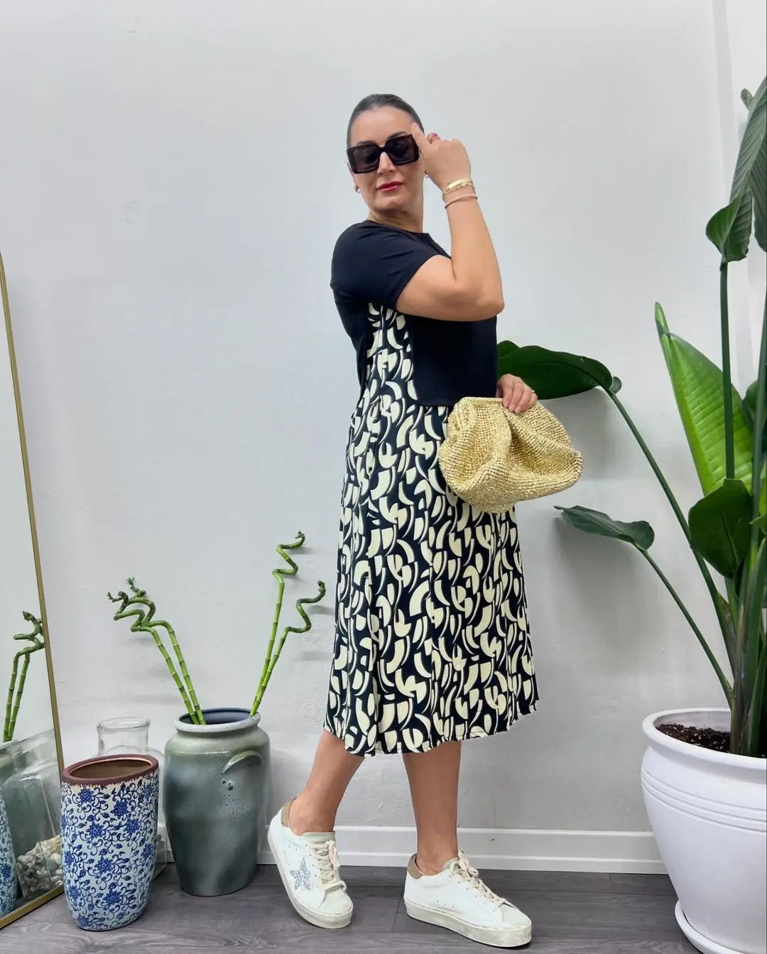 Vysoce kvalitní nyomottové šaty