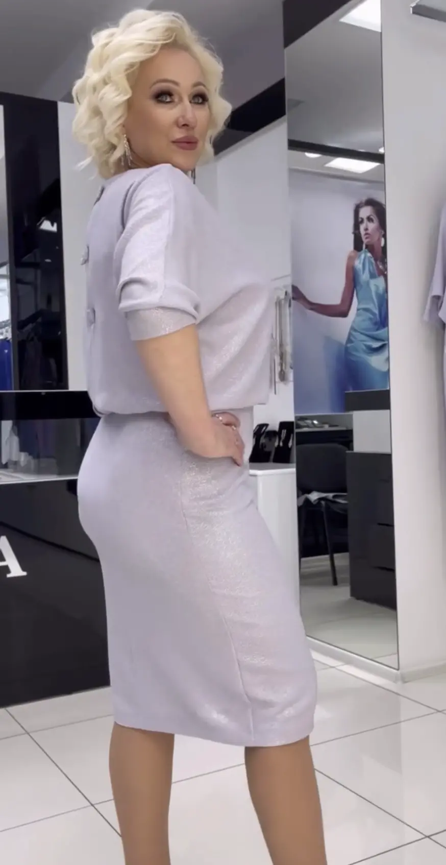 2024 podzimní a zimní nové šaty nejvyšší kvality