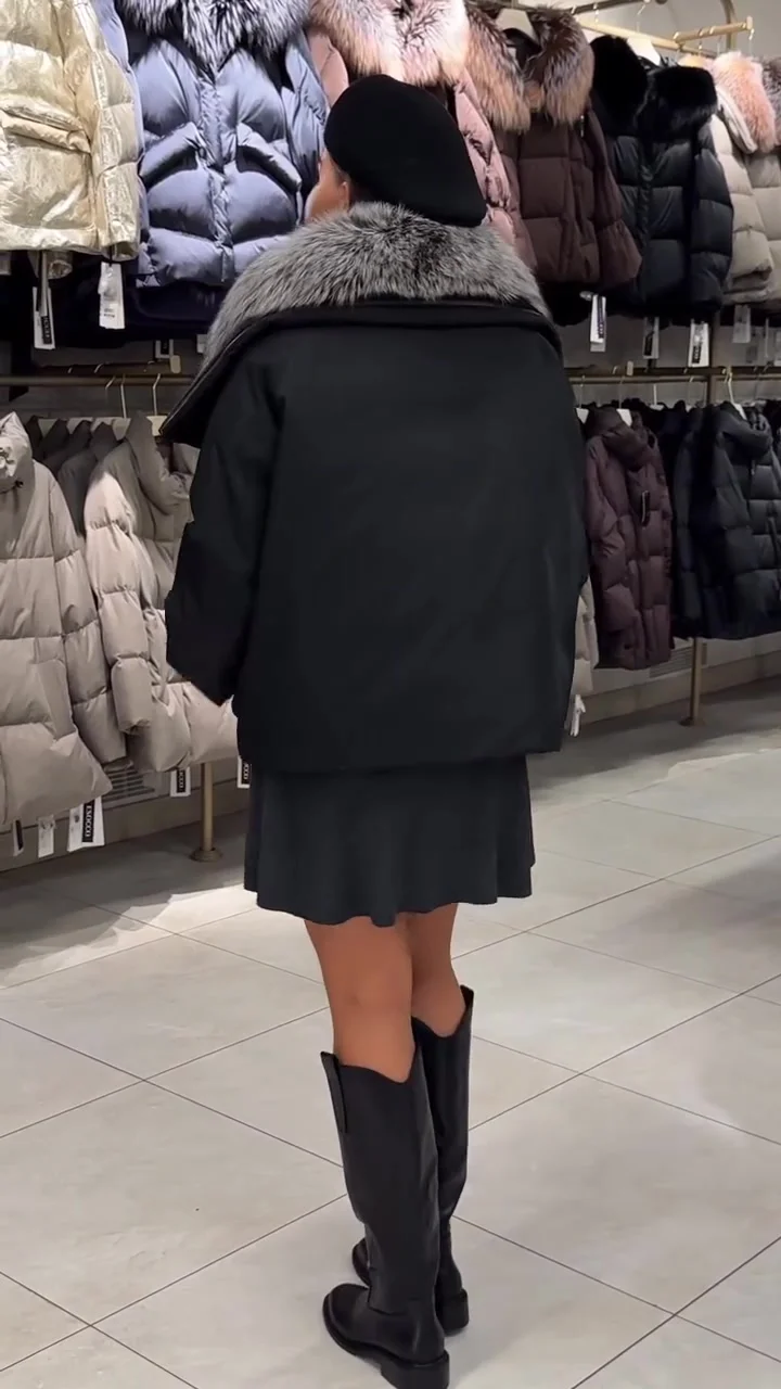 Bunda z fleecu s odnímatelným kožešinovým límcem