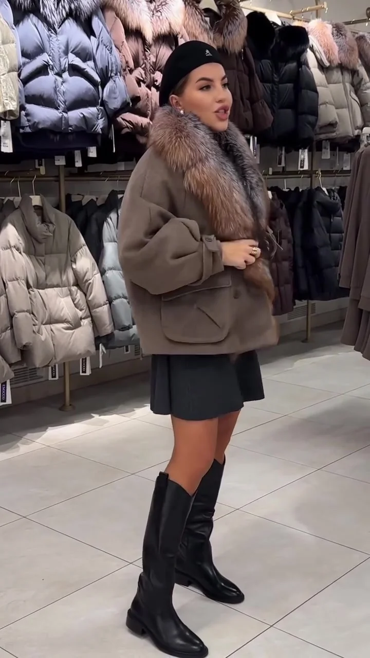 Bunda z fleecu s odnímatelným kožešinovým límcem