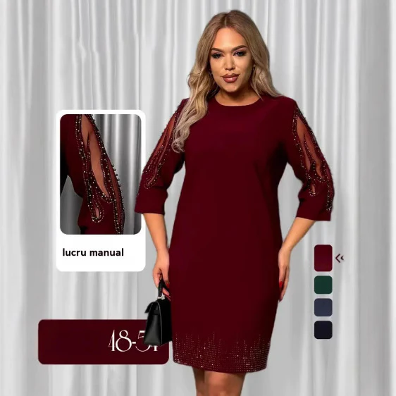 Elegantní šaty s korálky a flitry