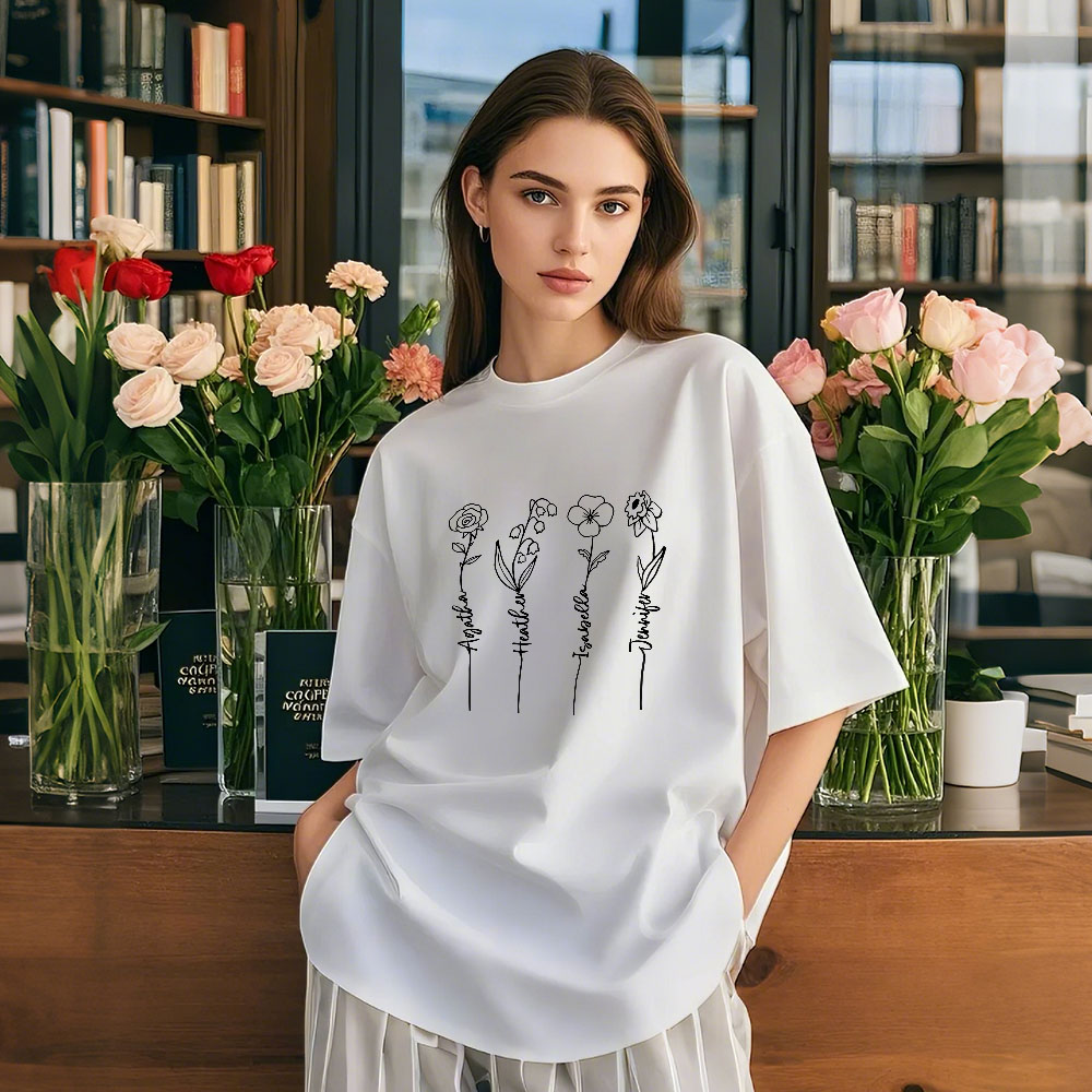 Personalized T-shirt with Custom Name and Flower Design for Sweet Mom