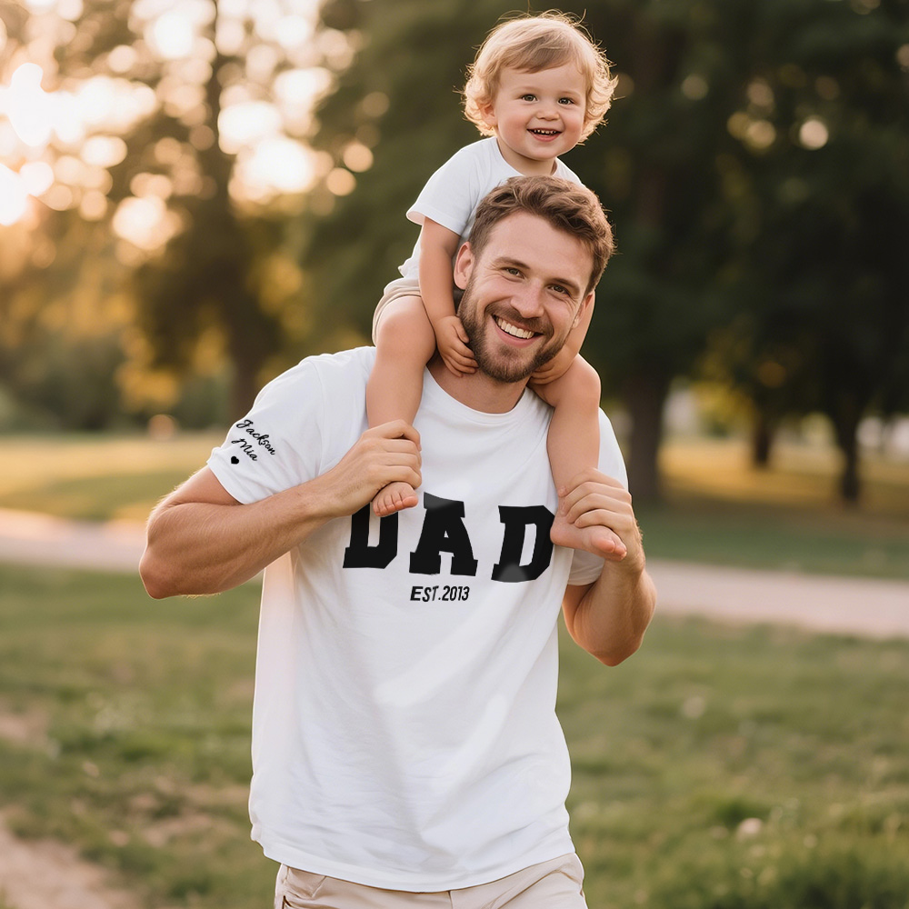 Personalized T-shirt Dad with Custom Name Puff Print Design Creative Father's Day Gift for Dear Papa