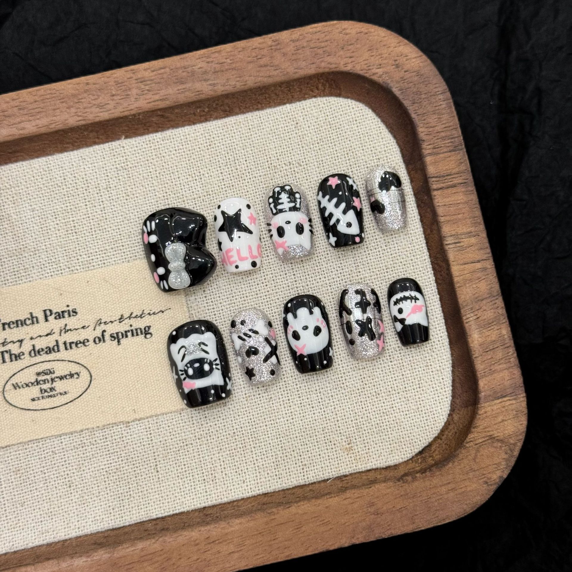 Halloween Party Press-On Nails Unique Pumpkin Nail Art Scary & Fun Fake Nails