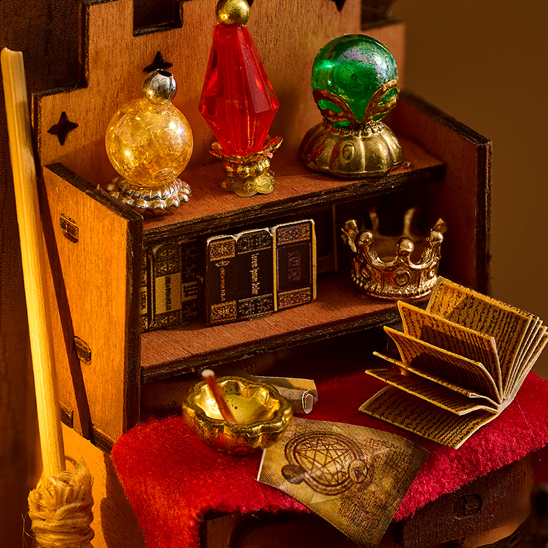 Mini Doll House K-077 Morming Dew Magic Glaze Wooden Miniature Doll House With Led Light & Dust Cover