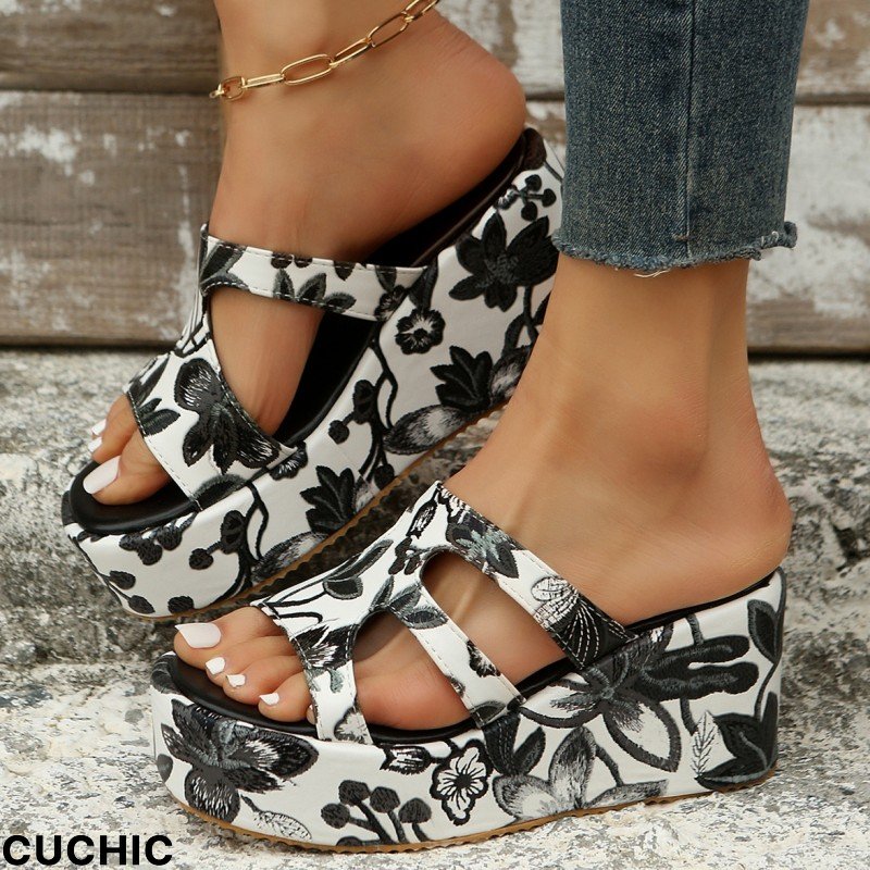 White Casual Daily Hollowed Out Patchwork Printing Round Comfortable Out Door Wedges Shoes (Heel Height 2.36in)-CuChic