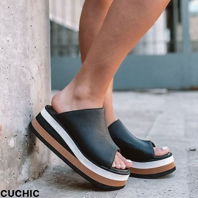 Contrast Paneled Peep Toe Wedge Slippers