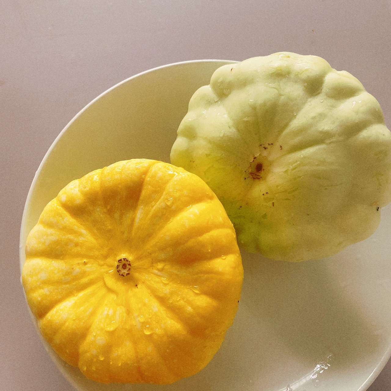 Weird and Cute Pumpkins - Flying Saucer Pumpkin Seeds
