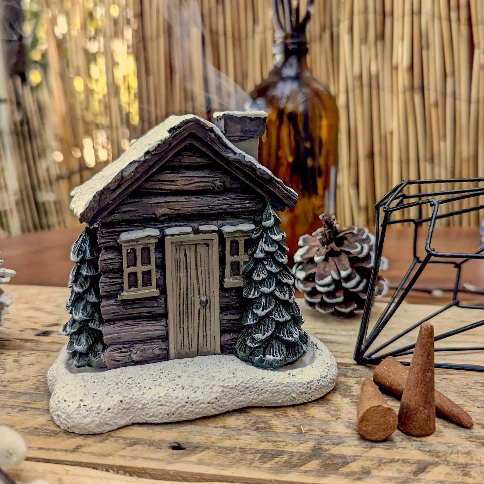 Log Cabin Incense Burner with Smoking Chimney🏠🎄Perfect Christmas Gif