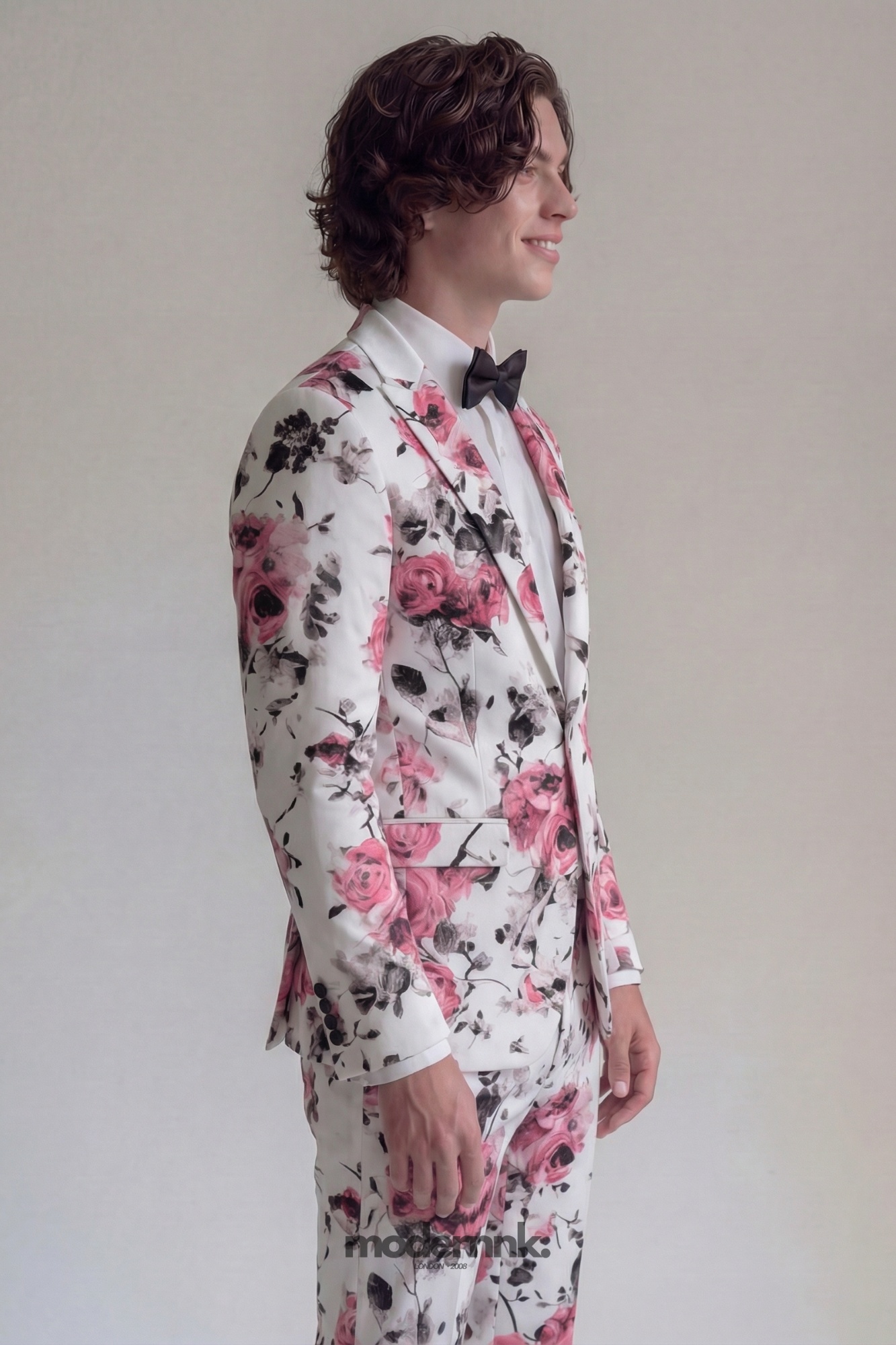 Vivid Floral Pink Rose Suit A0037