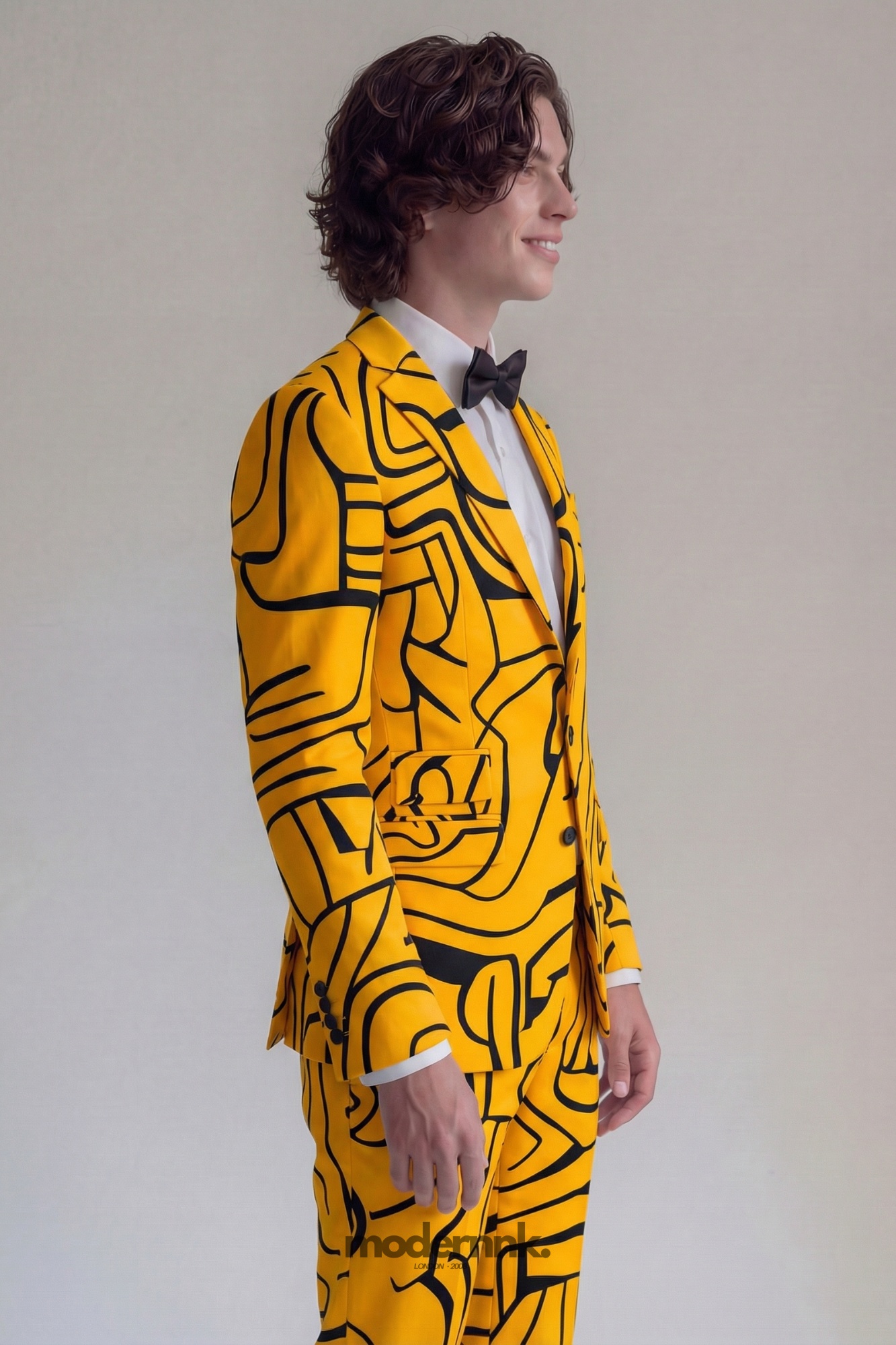 Vivid Abstract Print Suit A0050