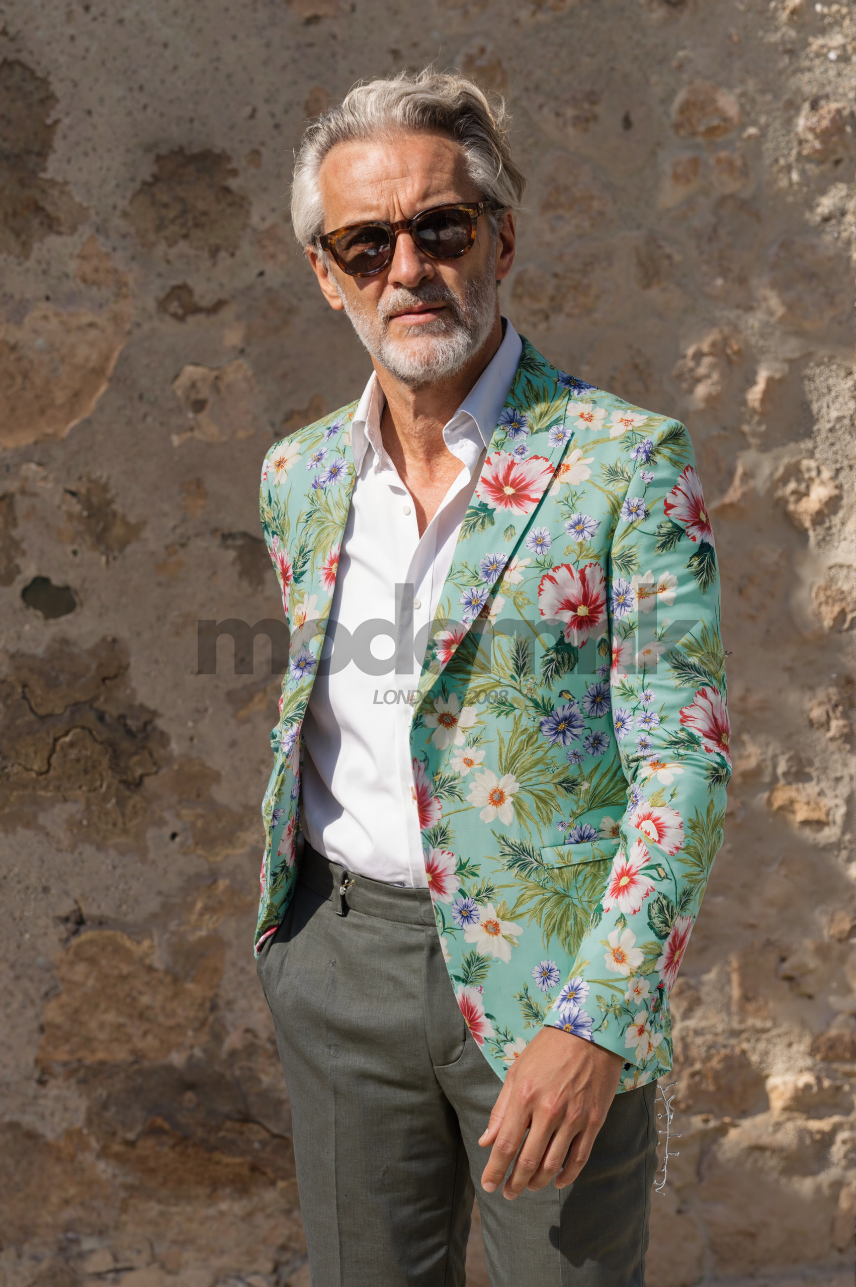 Light_Green_Tropical_Men_Suit_A0169_Tropical_Wear_Modernnk