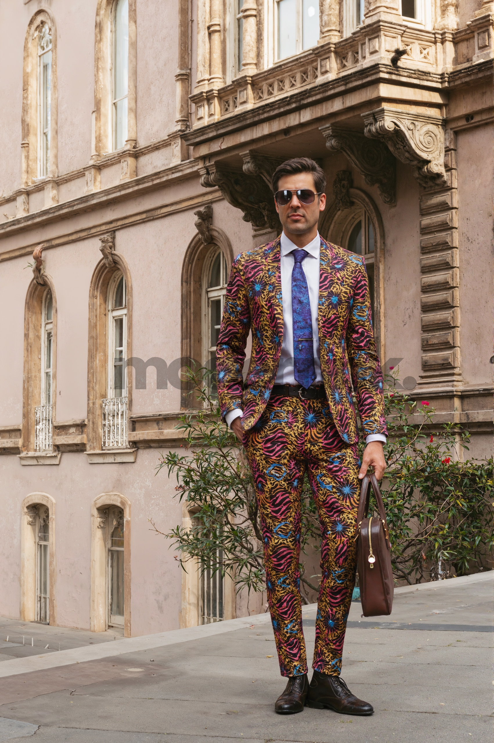 Colorful_Wild_Men_Suit_A0188_Men's_Formal_Occasion_Modernnk