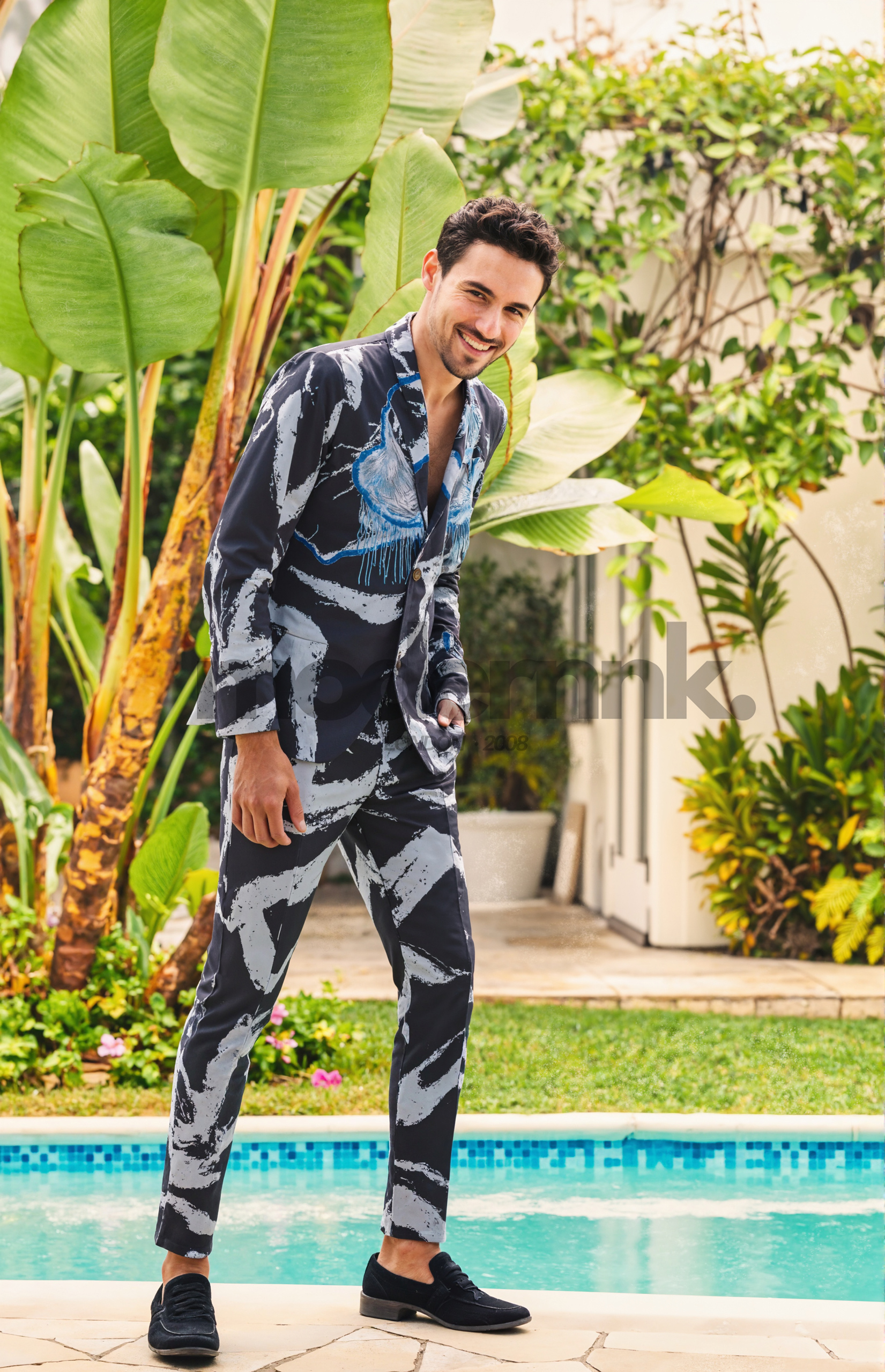Blue-Black_Graffiti_Men_Suit_A0200_Formal_Wear_Modernnk