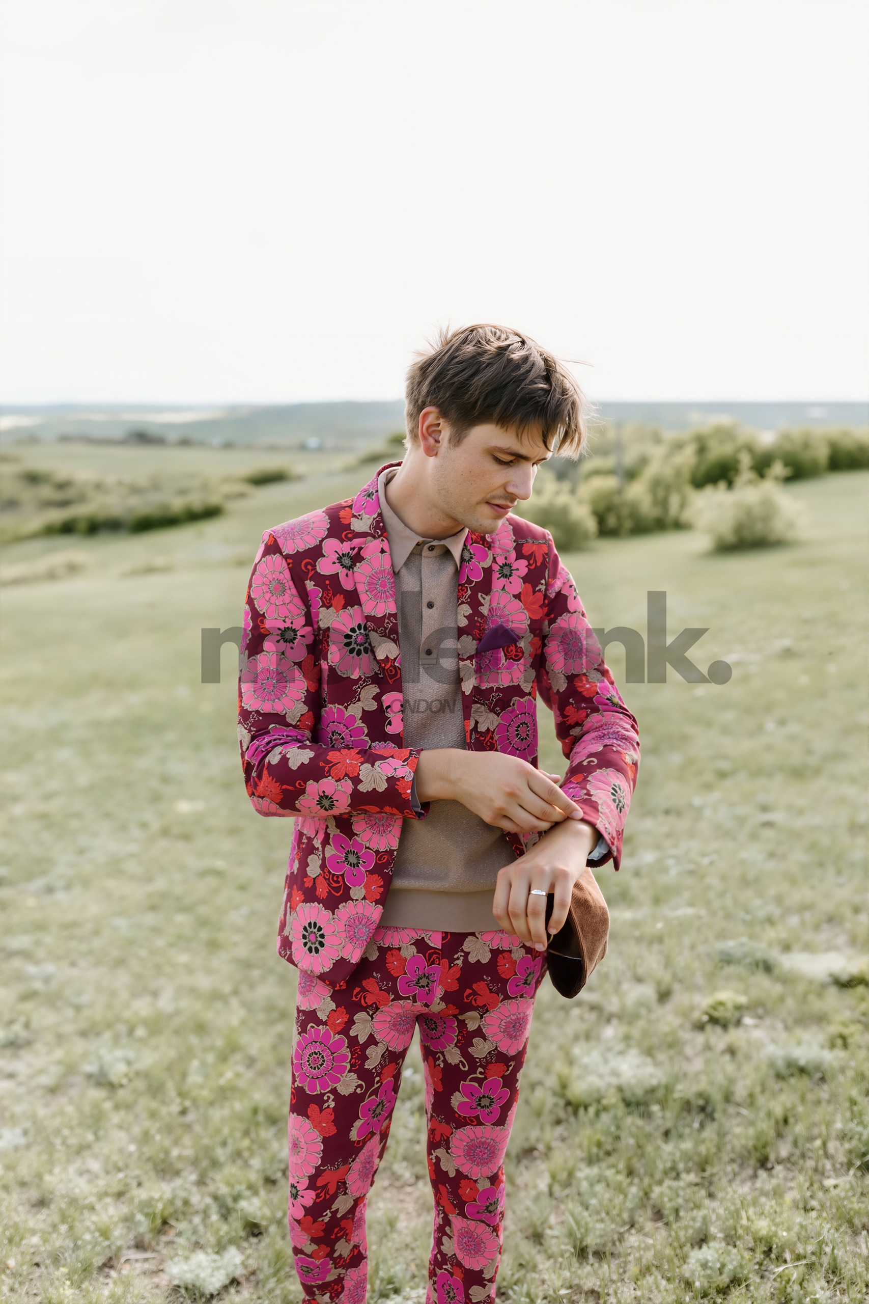 Vibrant_Retro_Men_Suit_A0218_Men's_Formal_Wear_Modernnk