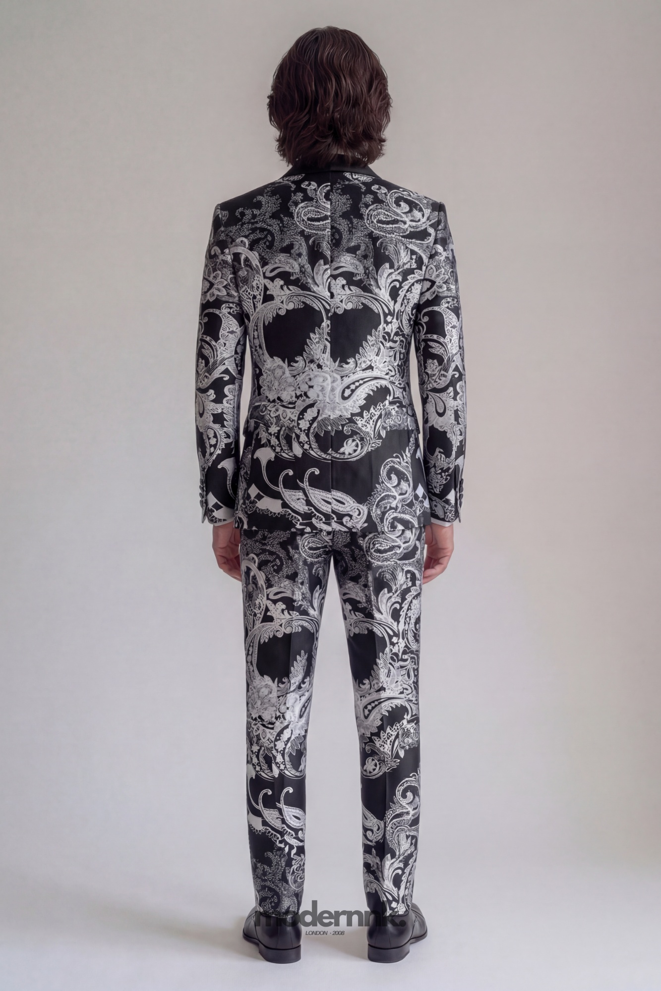 Elegant Black White Paisley Suit A0285