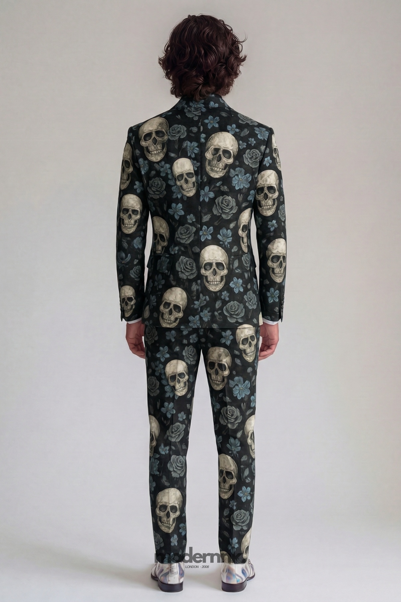 Rebel Skull Rose Suit A0321