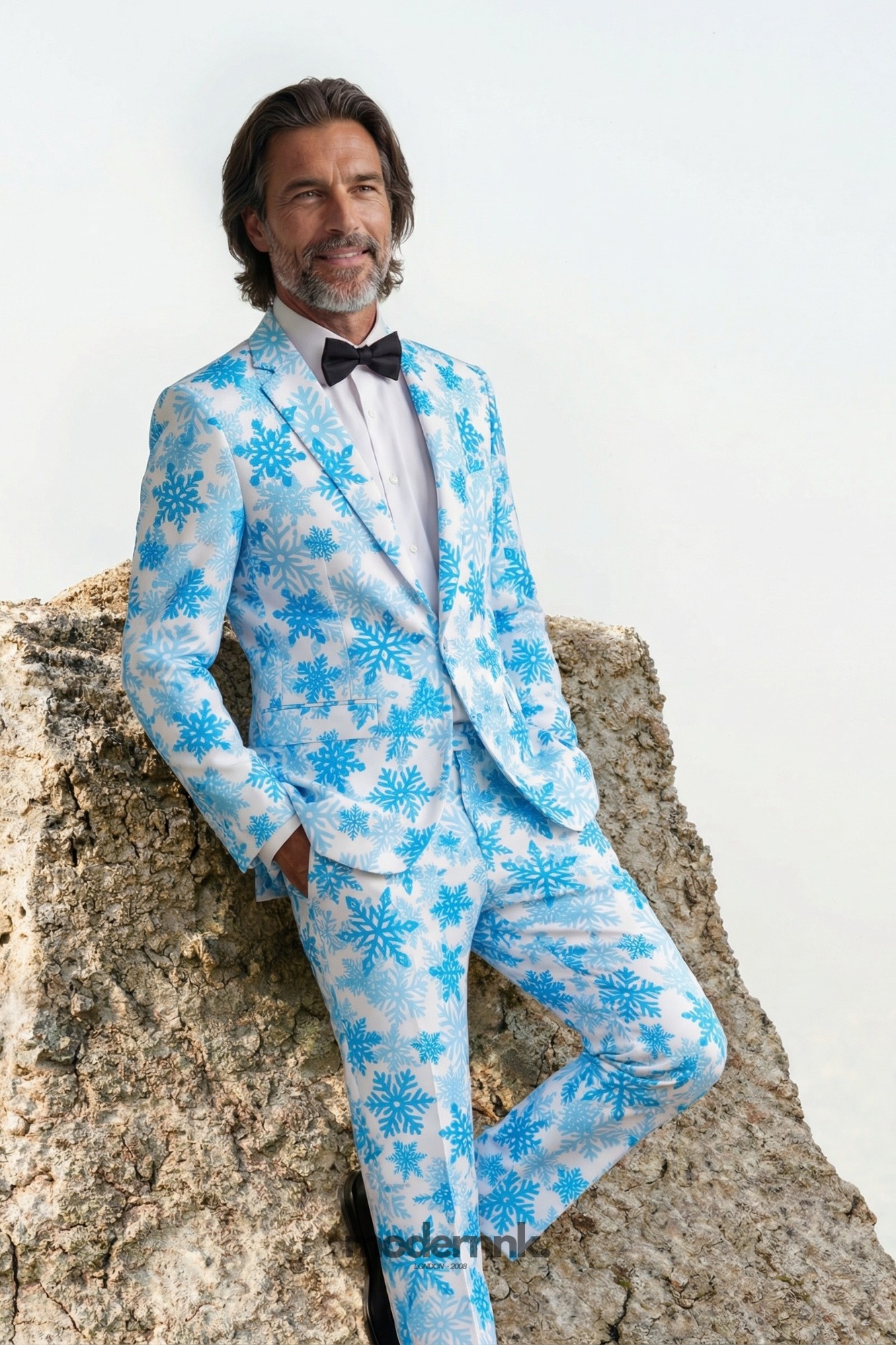 Festive Snowflake Suit A0326