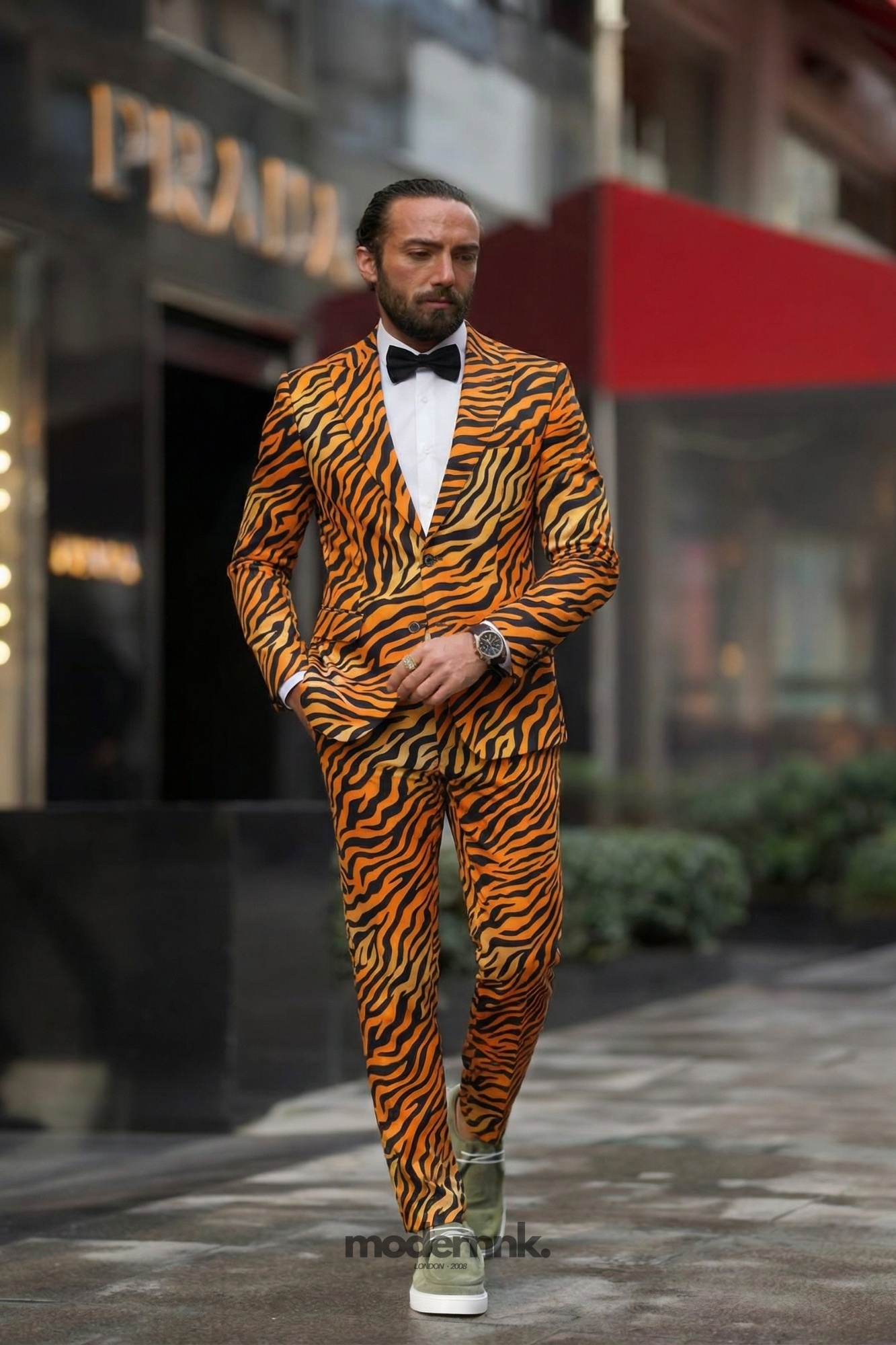 Wild Tiger Print Suit A0327