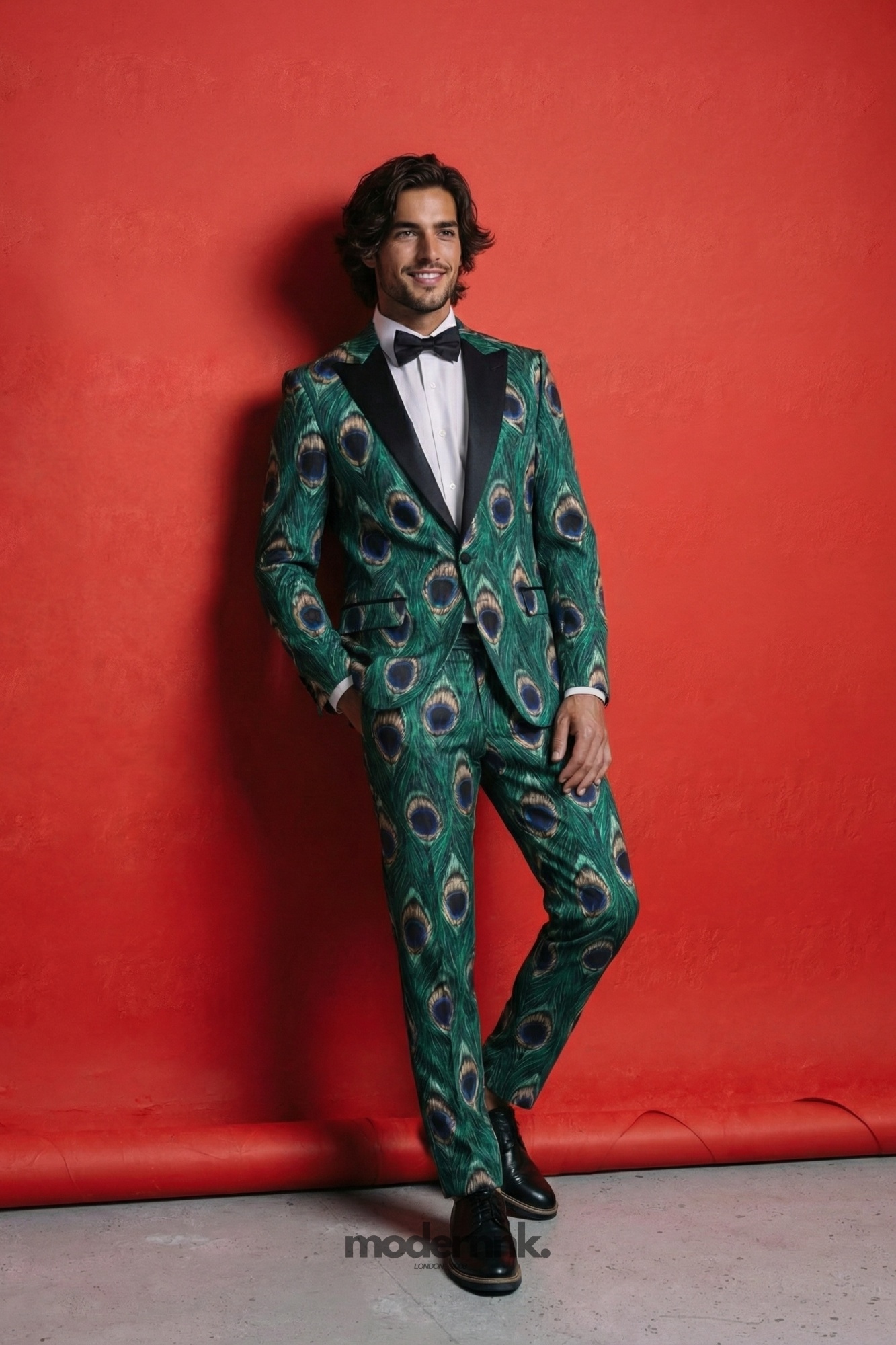 Showman Peacock Suit A0328