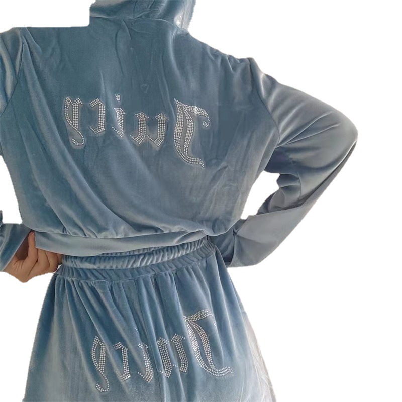 Design unic, diamante fierbinți superbe! 💎🌈Costumul sport de pluș: la modă și sportiv, emanând personalitate!