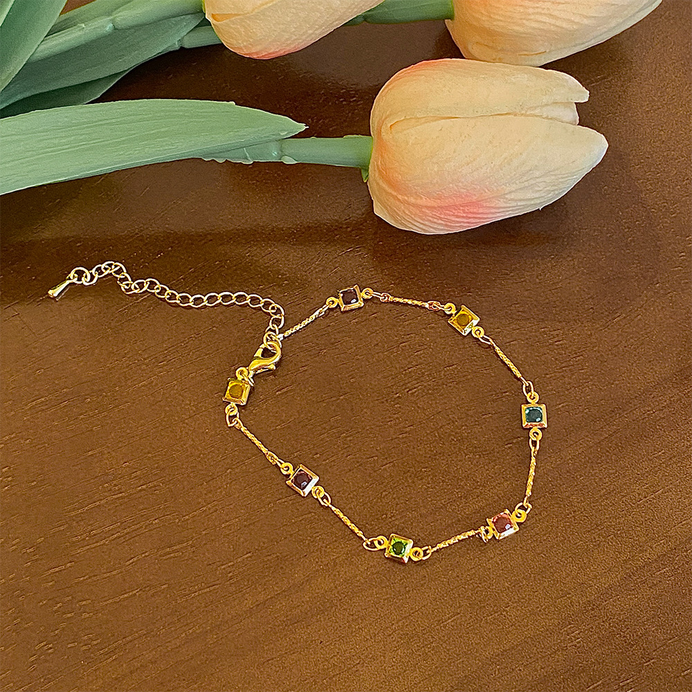 🎁 50% reducere la toate produsele! 💃Colier Elizabeth | placat cu aur de 18k🌟