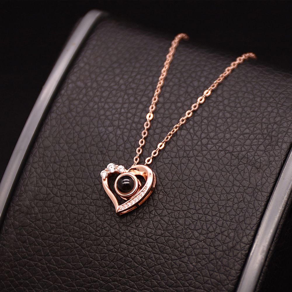 💎Colier personalizat cu proiecție foto - inimă