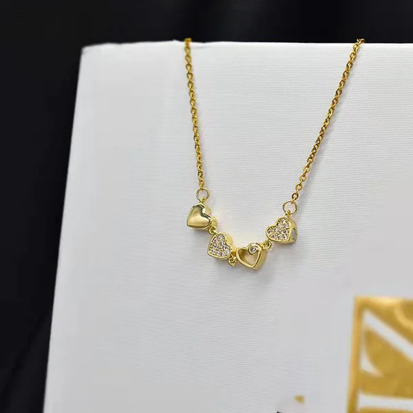 REDUCERE DE AN NOU 2024 - 68% REDUCERE - 🔥Colier Lucky Heart S925 din argint Sterling CU ȘASE TRENDARI🍀