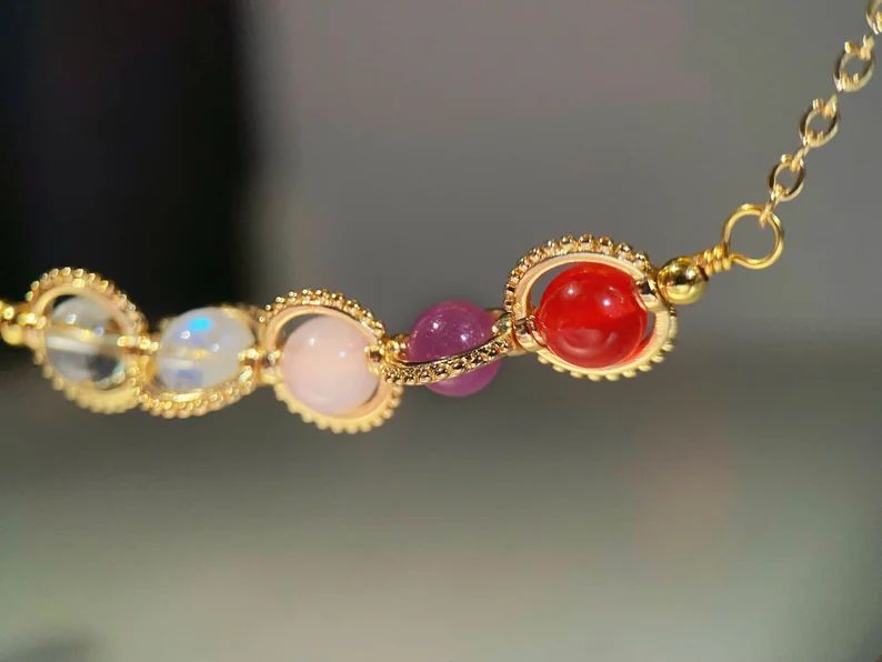 "Kézzel készített kristály nyakláncok - Zodiákus nyakláncok karneol, napkő, tigrisszem, citrin - Természetes horoszkóp ékszerek születésnapokra"