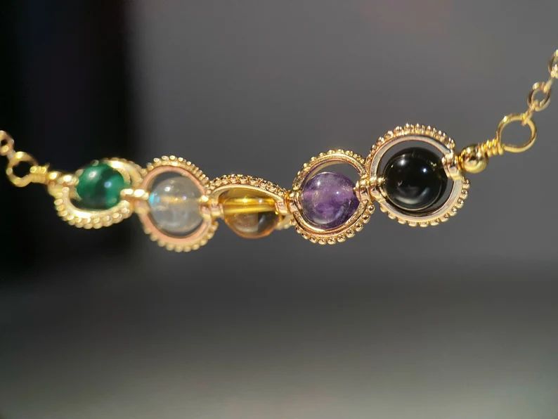 "Kézzel készített kristály nyakláncok - Zodiákus nyakláncok karneol, napkő, tigrisszem, citrin - Természetes horoszkóp ékszerek születésnapokra"