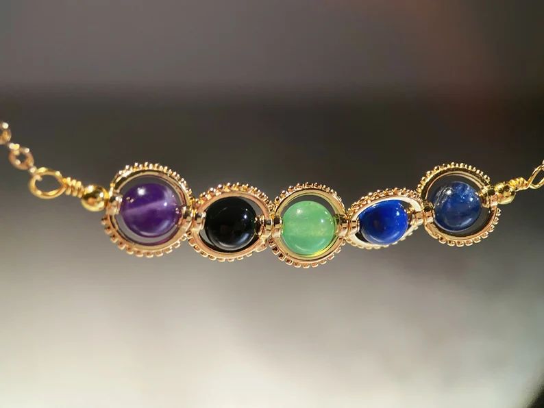 "Kézzel készített kristály nyakláncok - Zodiákus nyakláncok karneol, napkő, tigrisszem, citrin - Természetes horoszkóp ékszerek születésnapokra"