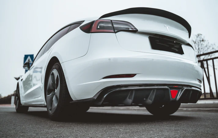 Carbon Fiber Rear Spoiler for Model 3 TESEVO