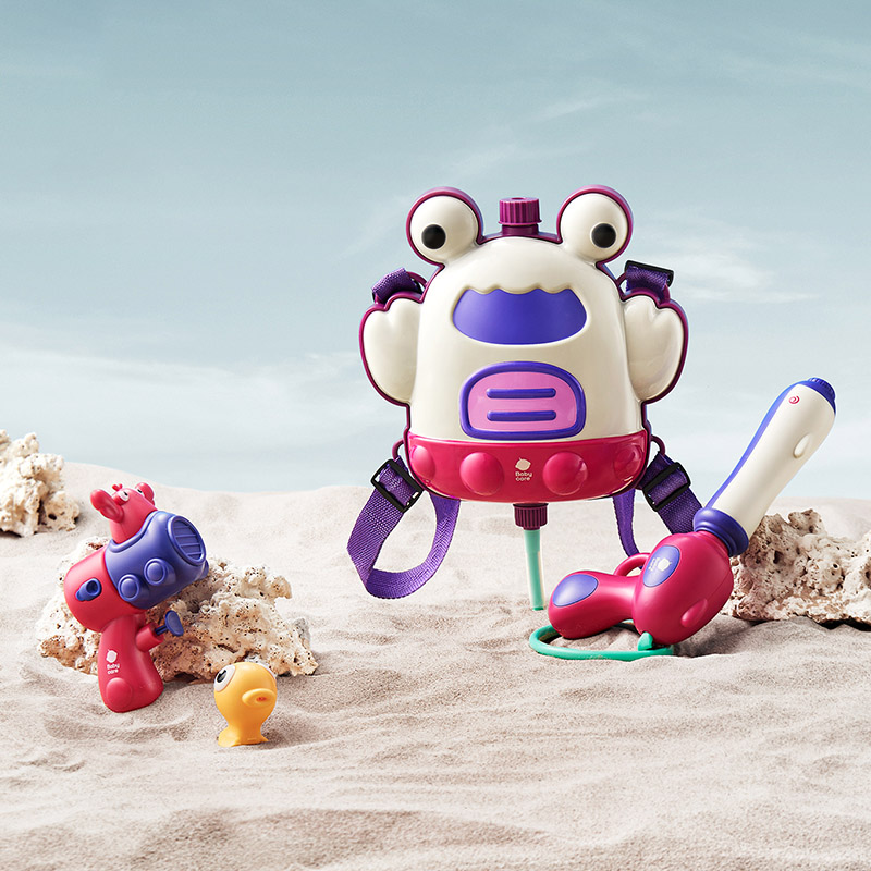 Toy water spray pull-out water gun