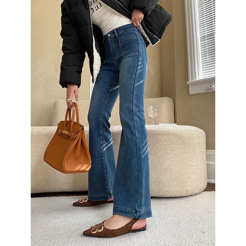 Modern Pocket Micro-Flared Jeans