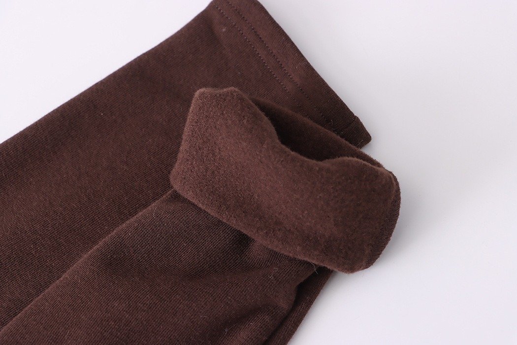 Pipe half-neck comfortable slim T-shirt