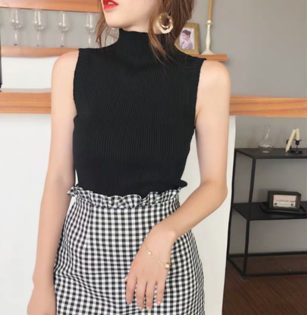 Taryn White High Collar Sleeveless Tank Top