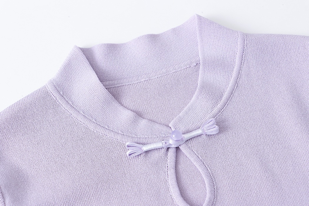 Short sleeve of hollow semi-high neck sweater